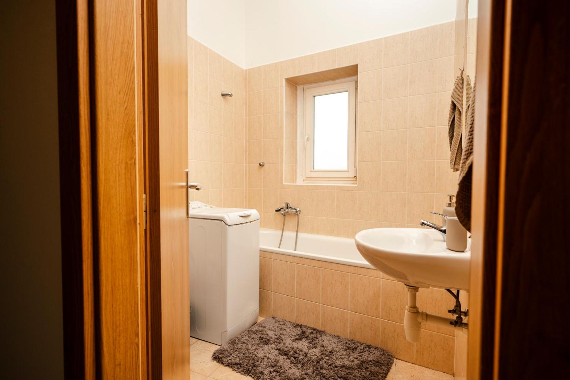 Apartman Namesti Frantiska Krizika Tabor Bagian luar foto